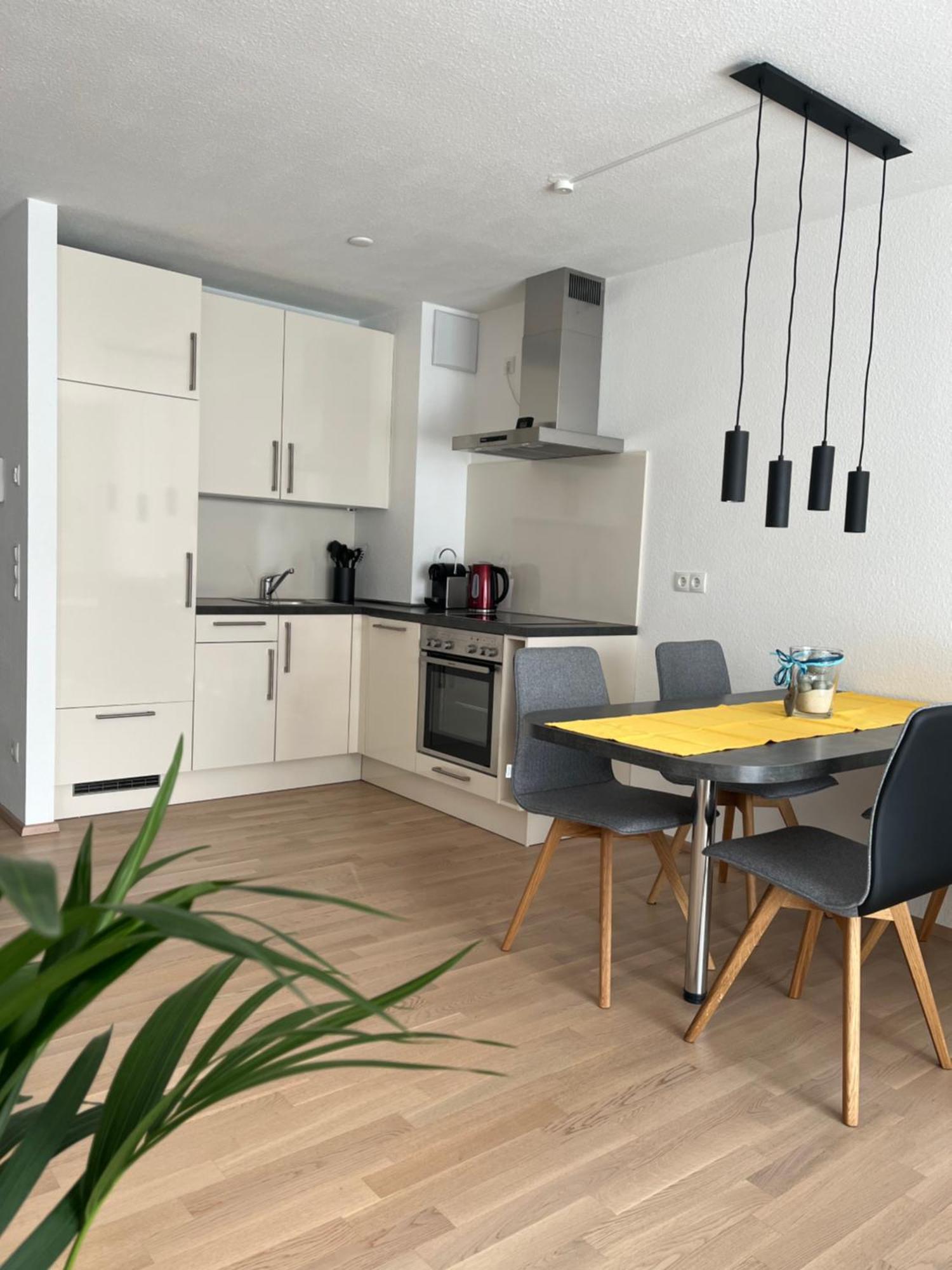 Ferienwohnung Mika Friedrichshafen Ngoại thất bức ảnh