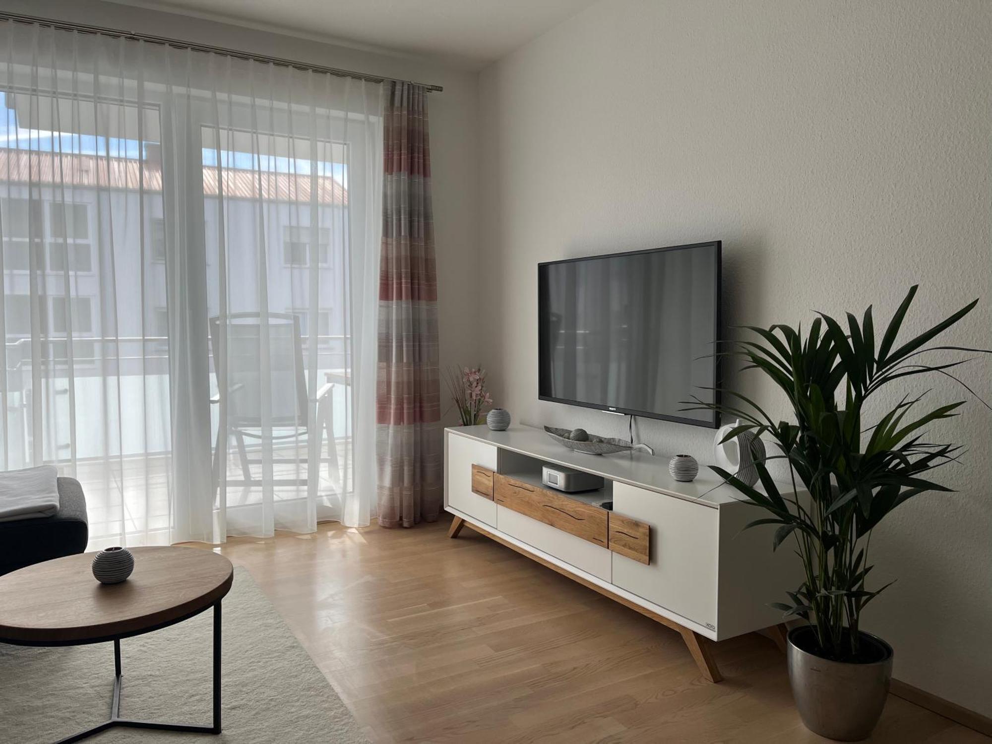Ferienwohnung Mika Friedrichshafen Ngoại thất bức ảnh